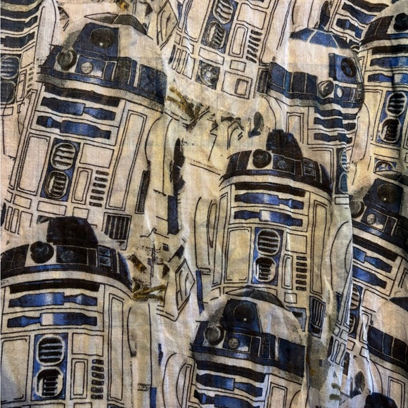 Sheer R2D2 Scarf - Picture 2 of 3